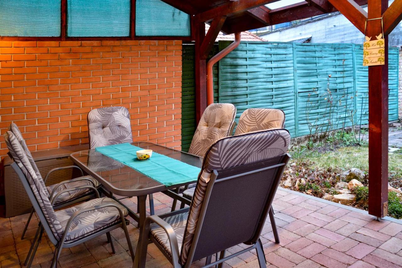 Afrodite Apartmanhaz Erlau Exterior foto
